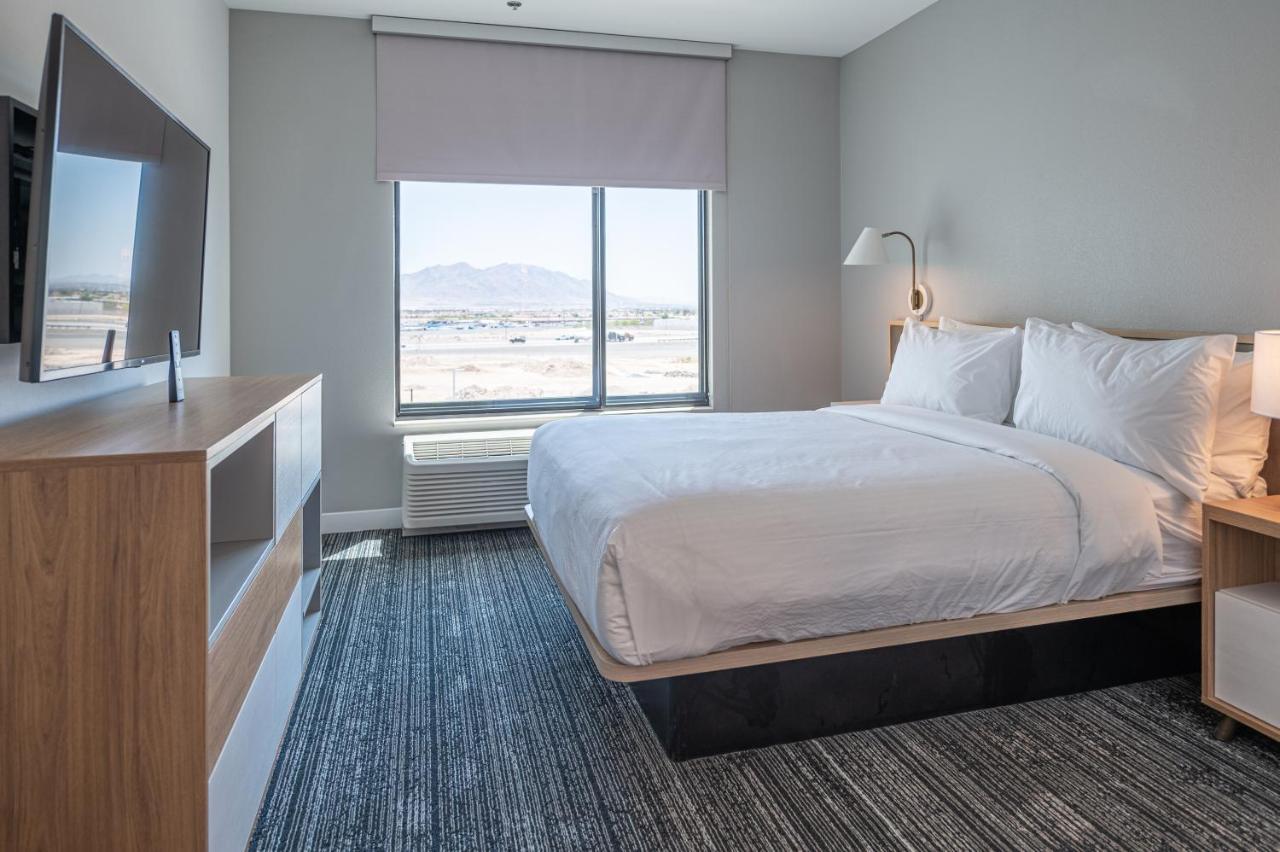 Towneplace Suites By Marriott Las Vegas North I-15 Екстер'єр фото
