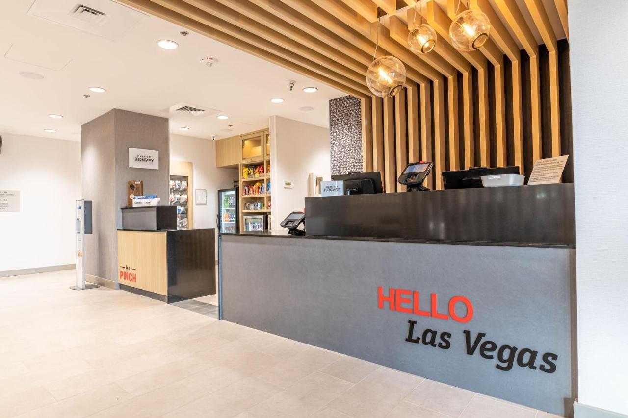 Towneplace Suites By Marriott Las Vegas North I-15 Екстер'єр фото