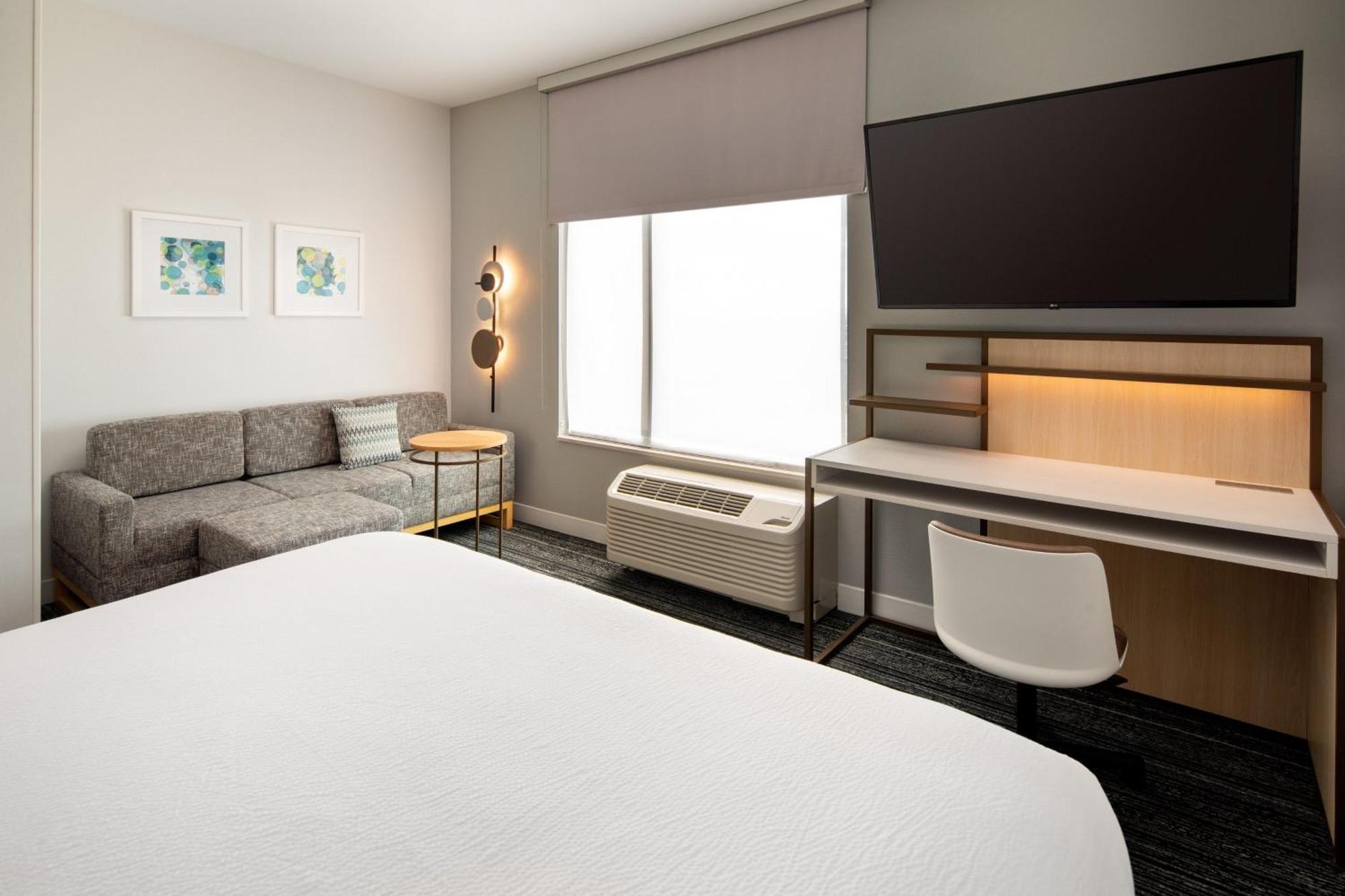 Towneplace Suites By Marriott Las Vegas North I-15 Екстер'єр фото