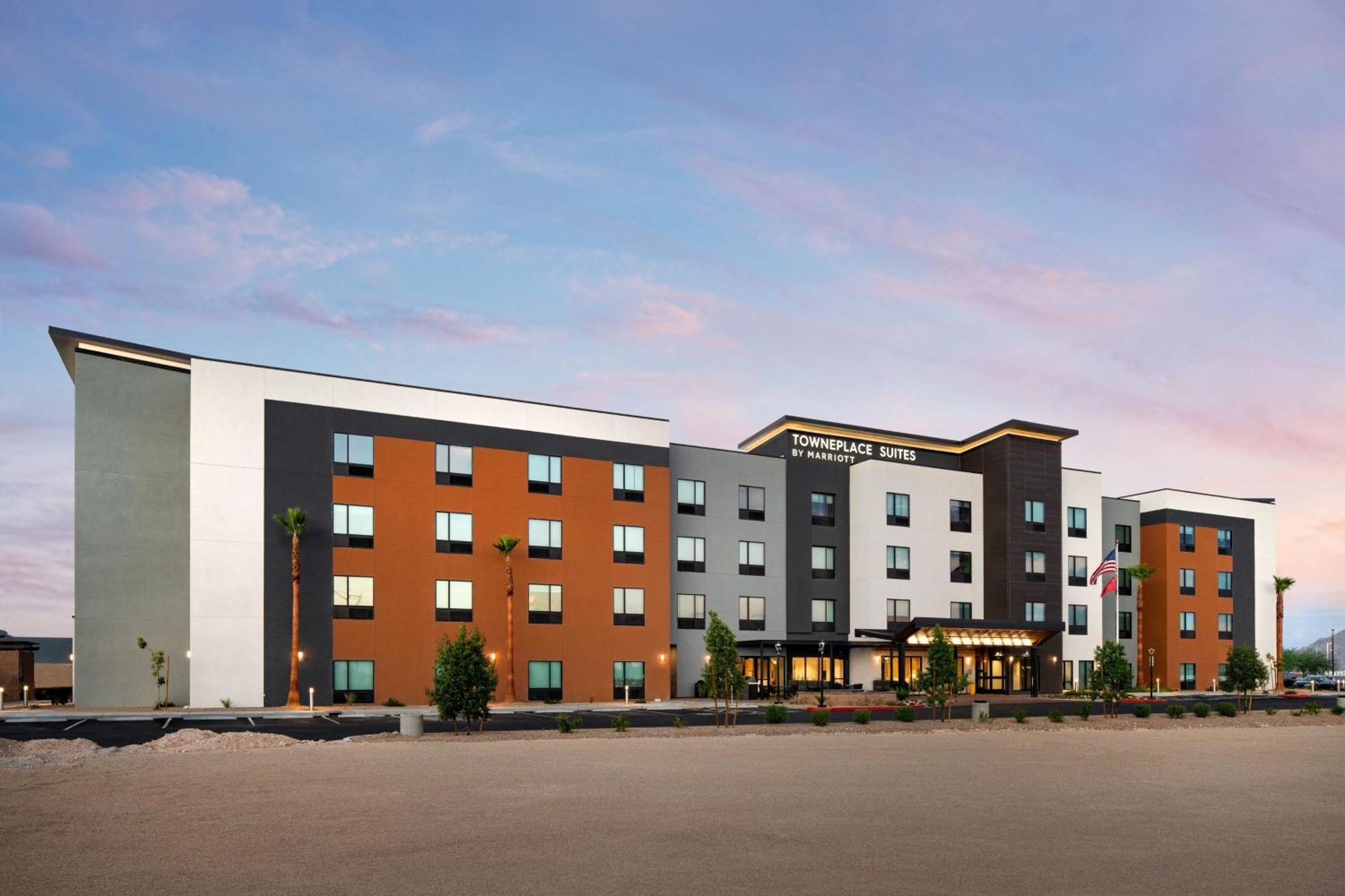 Towneplace Suites By Marriott Las Vegas North I-15 Екстер'єр фото